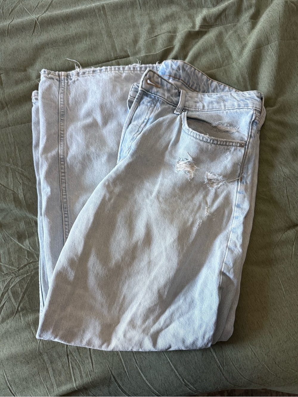 H&M Baggy Wide Leg Light Blue Distressed Women’s Jeans